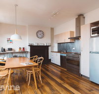 Devine Stays - Westside Apartment on Elizabeth - Holiday Byron Bay