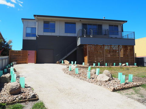 GRANITE BEACH HOUSE @ Bay Of Fires - Holiday Byron Bay 15
