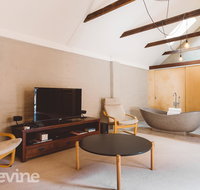 Devine Stays - Hayloft on ELizabeth - Holiday Byron Bay