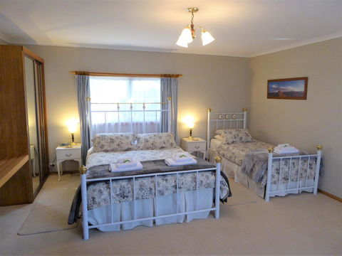 Tamar River Retreat - Holiday Byron Bay 0