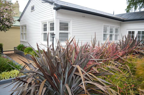 Lyttleton Cottage - Holiday Byron Bay 26