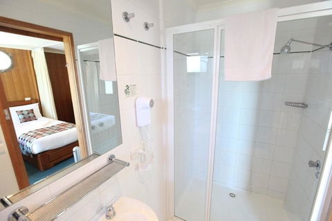 Point Lonsdale Guest House - Holiday Byron Bay 23