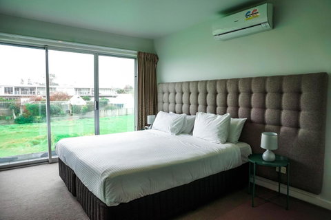 The Apollo - Holiday Byron Bay 18