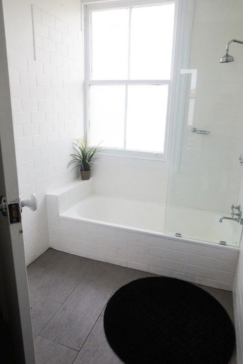 The Royal Hotel Mornington - Holiday Byron Bay 12