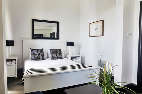 The Royal Hotel Mornington - Holiday Byron Bay 0