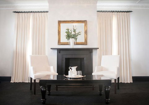 The Royal Hotel Mornington - Holiday Byron Bay 3
