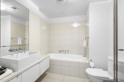 Melbourne Holiday Apartments Flinders Wharf - Holiday Byron Bay 16