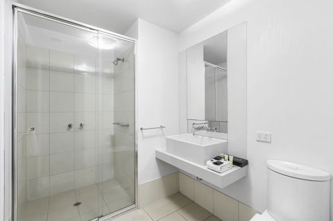 Melbourne Holiday Apartments Flinders Wharf - Holiday Byron Bay 18