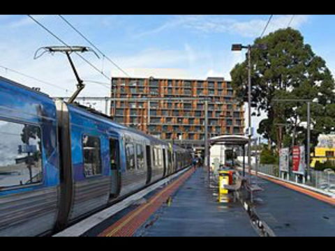 Lovely 5BR Full House In Glen Waverley, Walk To Train, Bus & Shops - Holiday Byron Bay 18