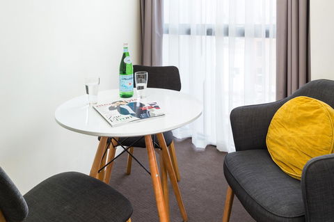 City Edge North Melbourne Apartment Hotel - Holiday Byron Bay 16