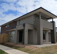 Melbourne Guest House - Holiday Byron Bay