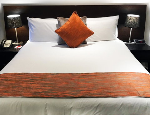Hotel Grand Chancellor Melbourne - Holiday Byron Bay 8