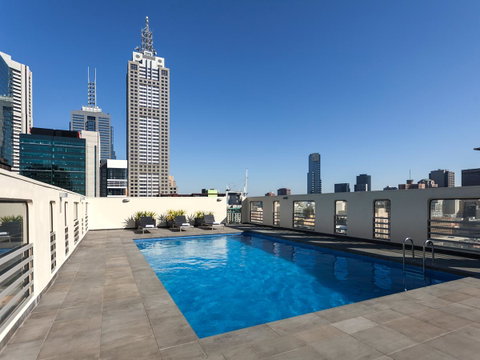 Hotel Grand Chancellor Melbourne - Holiday Byron Bay 13