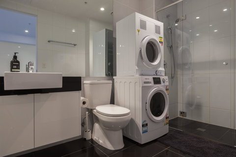 Southbank Biz-Biz Hotel Apartment - Holiday Byron Bay 9