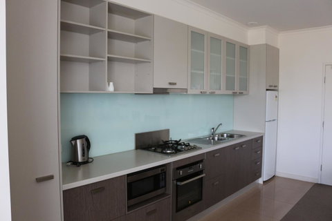 Bairnsdale International - Holiday Byron Bay 5