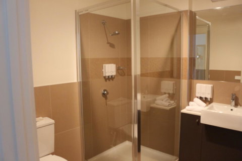Bairnsdale International - Holiday Byron Bay 25