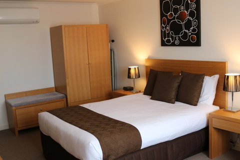 Bairnsdale International - Holiday Byron Bay 14