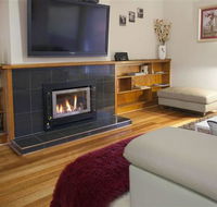 Lake Wendouree Luxury Apartments on Grove - Holiday Byron Bay
