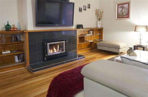 Lake Wendouree Luxury Apartments - Holiday Byron Bay 0