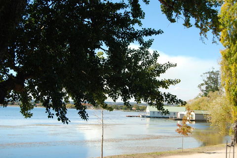 Lake Wendouree Luxury Apartments - Holiday Byron Bay 15