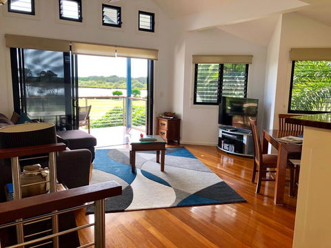 The Boathouse - Holiday Byron Bay 2