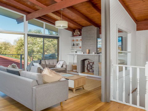 The Cape Escape - Holiday Byron Bay 0