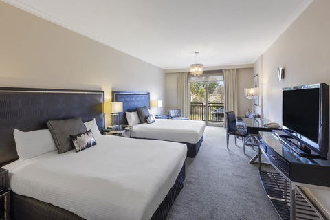 The Carrington Hotel - Holiday Byron Bay 1
