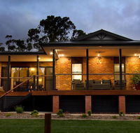 The Clyde Greenock - Holiday Byron Bay