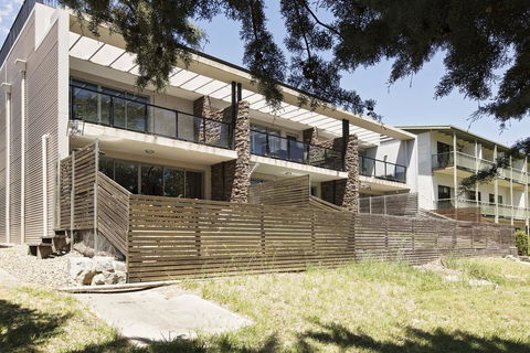 The Edge Apartment 5 Jindabyne - Holiday Byron Bay 1
