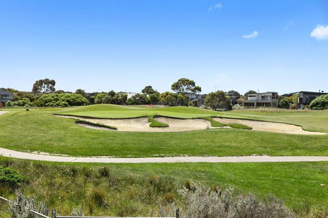The Fairway Club - Holiday Byron Bay 0