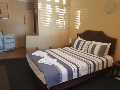 The Flinders Hotel Motel Port Augusta - Holiday Byron Bay 0