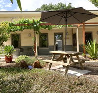The Grape and Olive at Willunga - Holiday Byron Bay