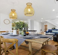 The Great White - beach living at its best - Holiday Byron Bay