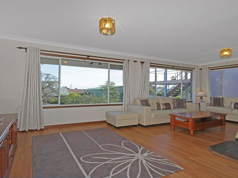 The Heights - Home Style Comforts - Holiday Byron Bay 2
