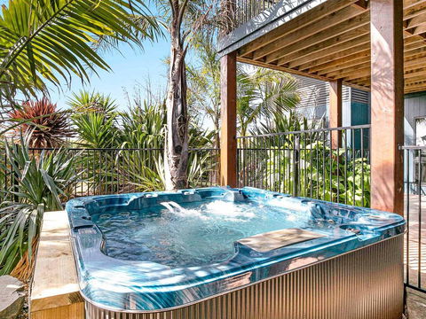 The Islander - Holiday Byron Bay 2