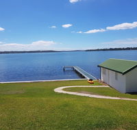 The Lake Escape - Holiday Byron Bay