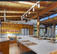 The Lodge - Holiday Byron Bay