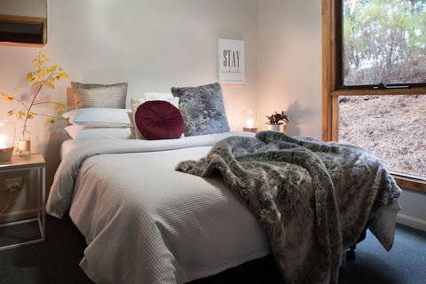 The Lodge Daylesford - Holiday Byron Bay 2