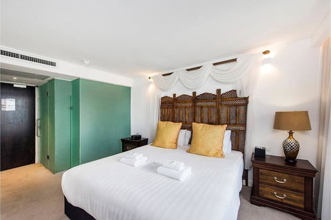 The Nest - Bohemian Space In Northbridge With Roof Terrace - Holiday Byron Bay 1