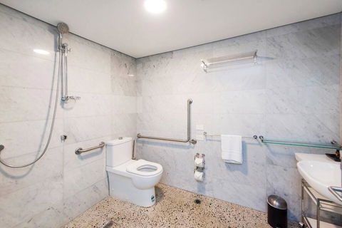 The Nest - Rustic En Suite Room Near The City And Roof Terrace - Holiday Byron Bay 2