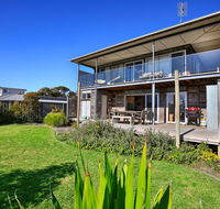 The Palings at Culburra - Pet Friendly - Holiday Byron Bay