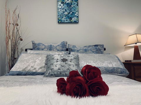 The Private , Green And Cozy Home In Caulfield - Holiday Byron Bay 0