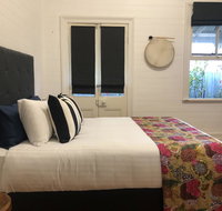 The Residence Stylish Comfort with Fireplace - Holiday Byron Bay