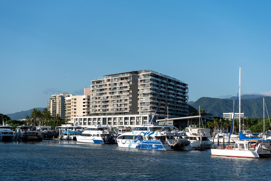 Cairns QLD Holiday Byron Bay