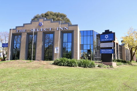 The Select Inn Penrith - Holiday Byron Bay 0
