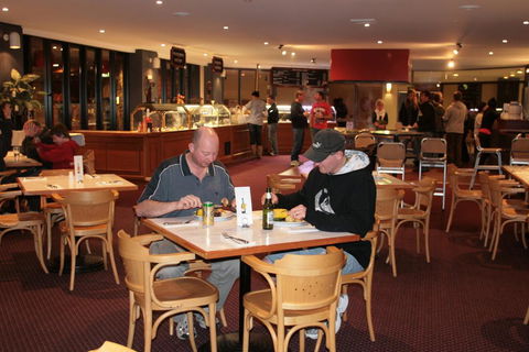 The Station Hotel - Holiday Byron Bay 3