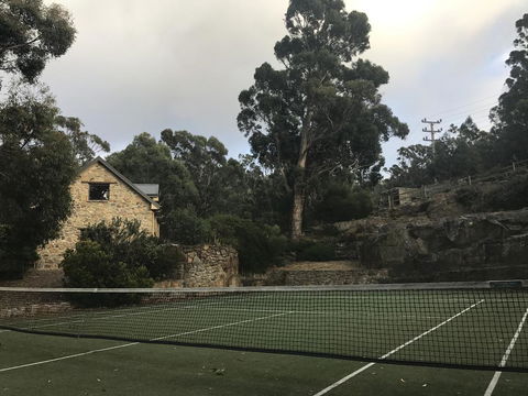 The Stone Cottage (with Tennis Court) - Holiday Byron Bay 3