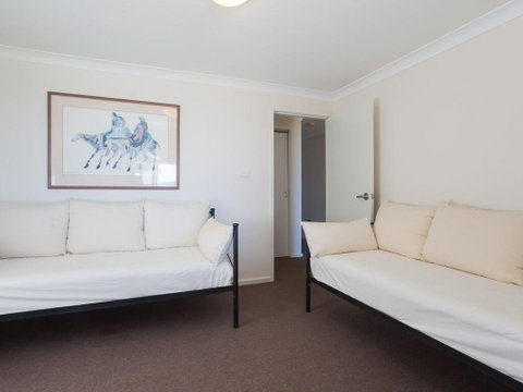 The Whale Watcher', 1/6 Birubi Lane - Waterfront Unit With Stunning Views, Level Access - Holiday Byron Bay 1