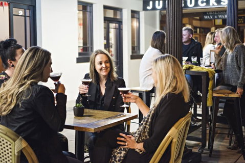 The Woolpack Hotel - Holiday Byron Bay 2