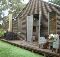 The Woolshed - Holiday Byron Bay